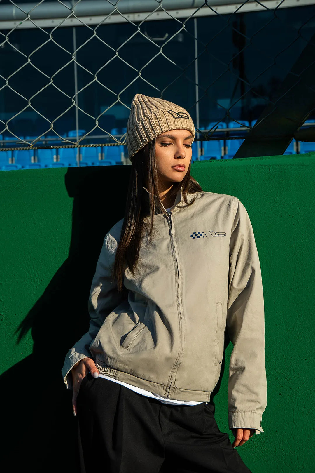 BEANIE WITH TRACK LAYOUT - BEIGE