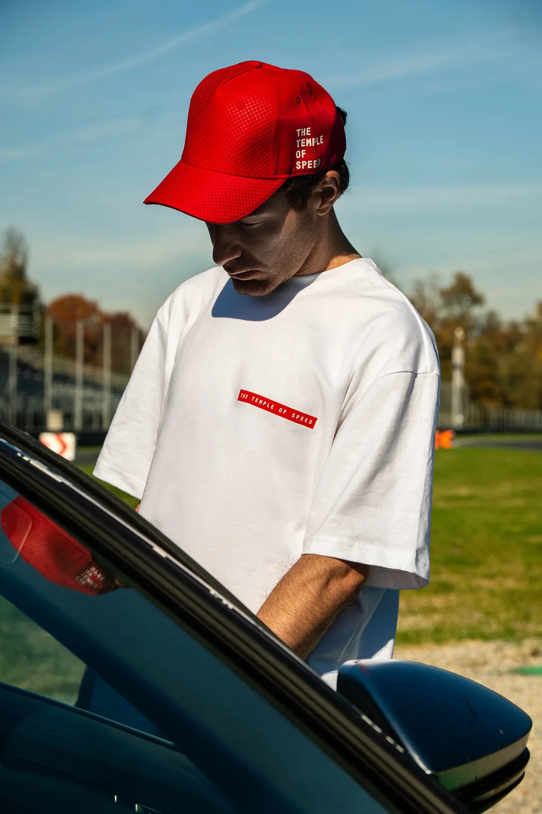 CAPPELLO “CARBON LOOK” - ROSSO