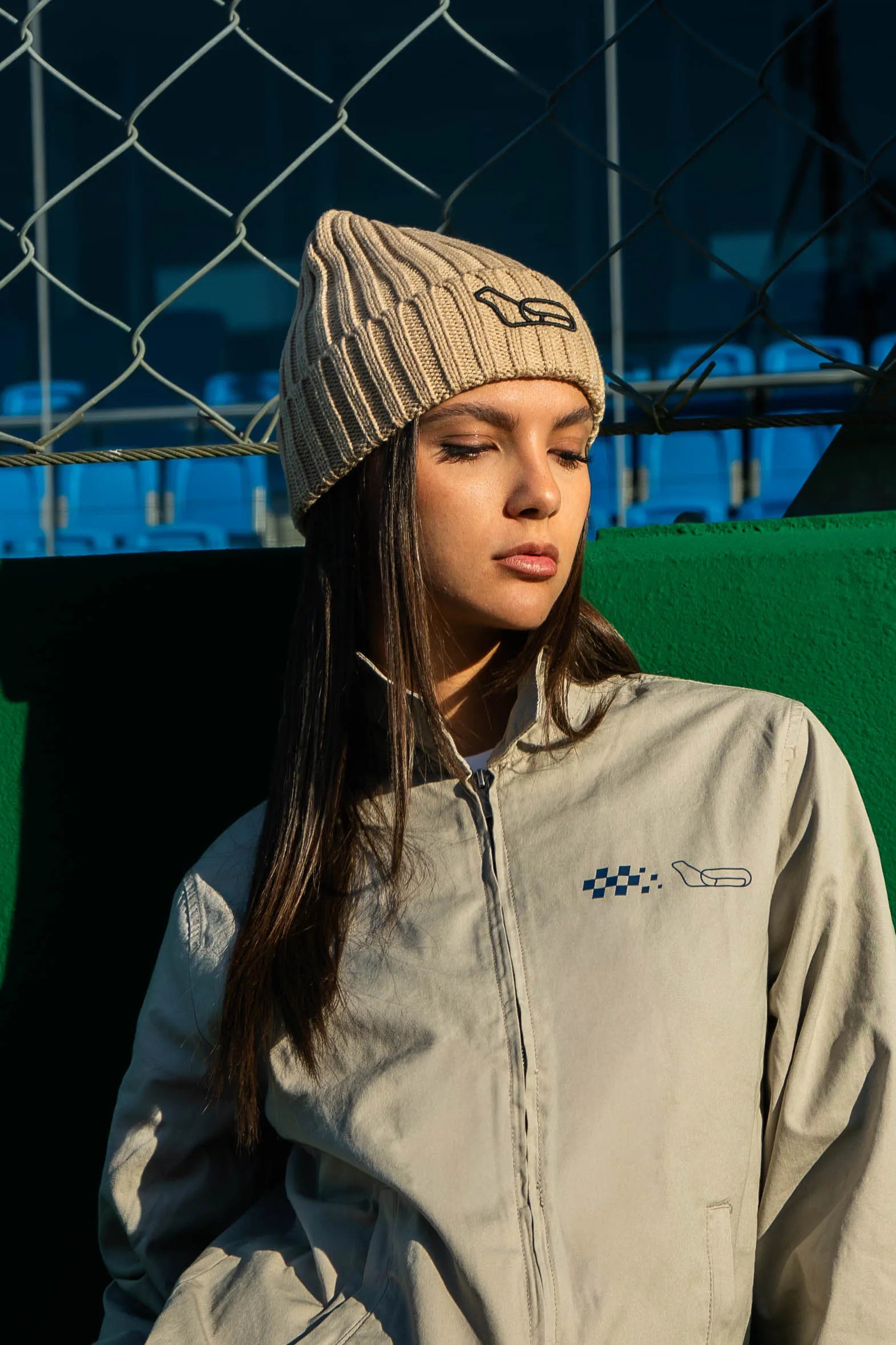 BEANIE WITH TRACK LAYOUT - BEIGE