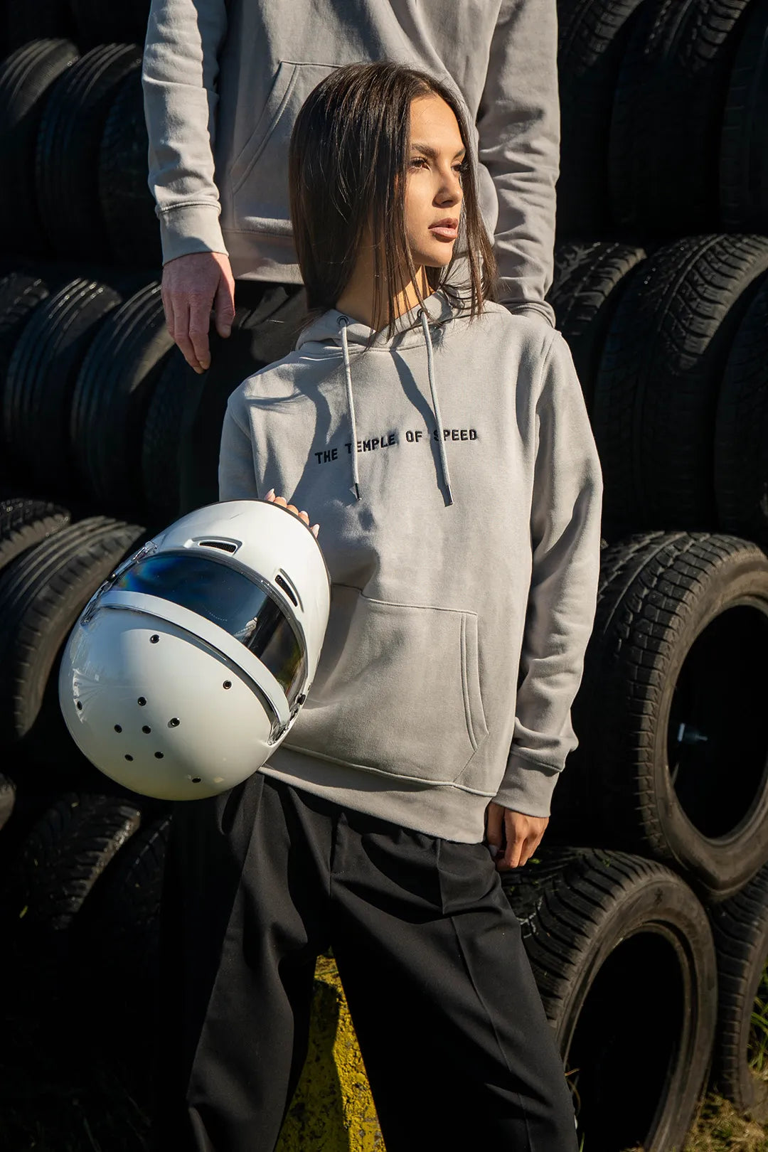 FELPA "THE TEMPLE OF SPEED" - GRIGIA