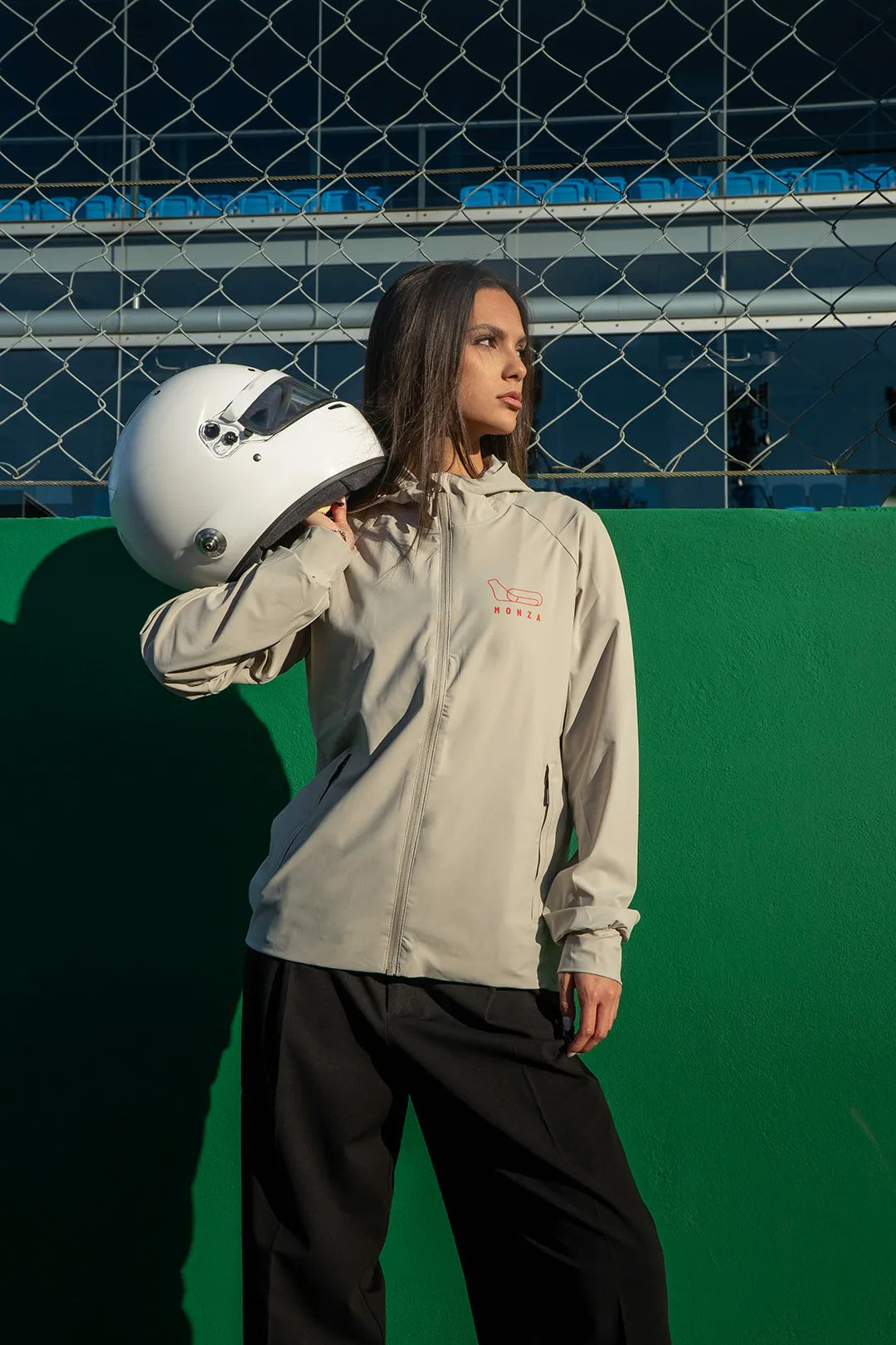 GIACCA LEGGERA WATER REPELLENT “THE TEMPLE OF SPEED” - BEIGE